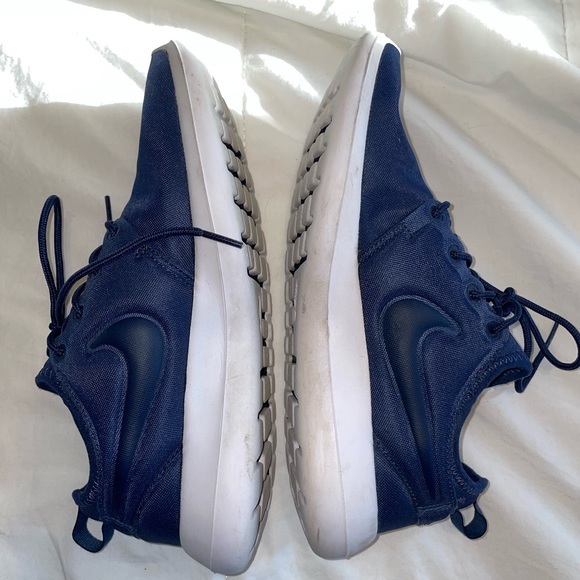 Nike Roshe 1 Woman’s size 8 Navy Blue - Picture 2 of 6
